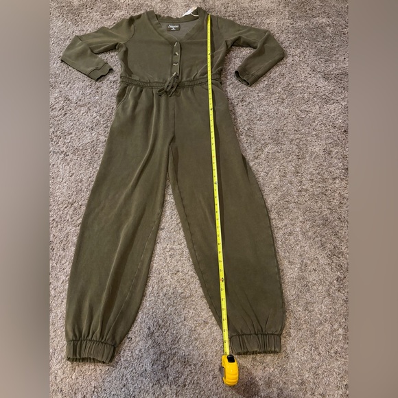 NWT Natural Reflections Loungewear Harbor Jumpsuit In Olive Green Size Medium - Picture 7 of 9